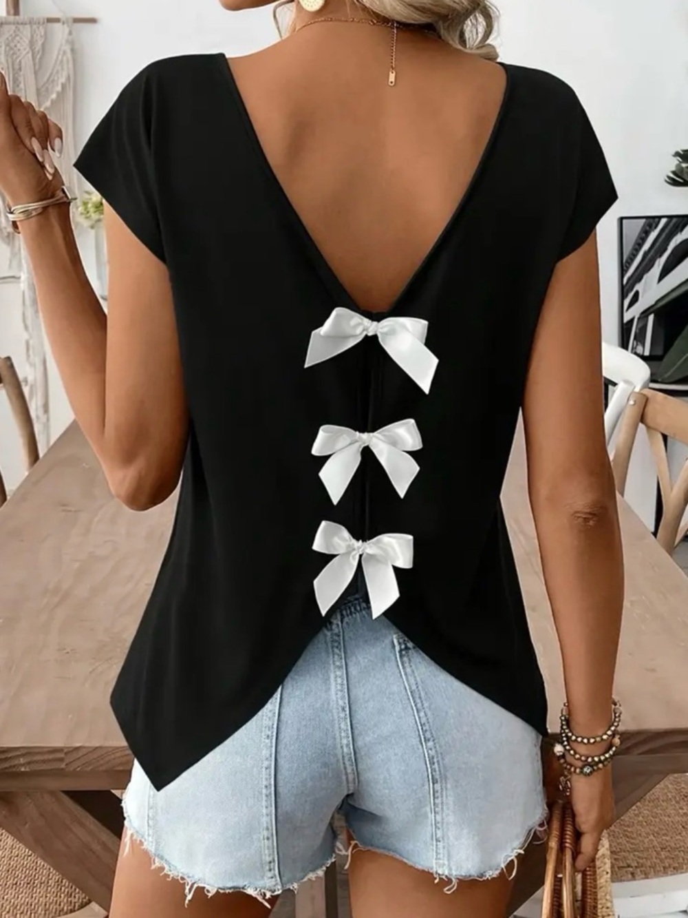 Black Short-Sleeve V-Back Tee with White Bow Accents
